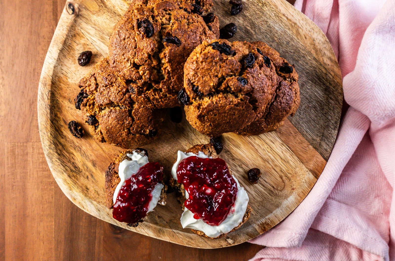 Cinnamon Raisin Scones