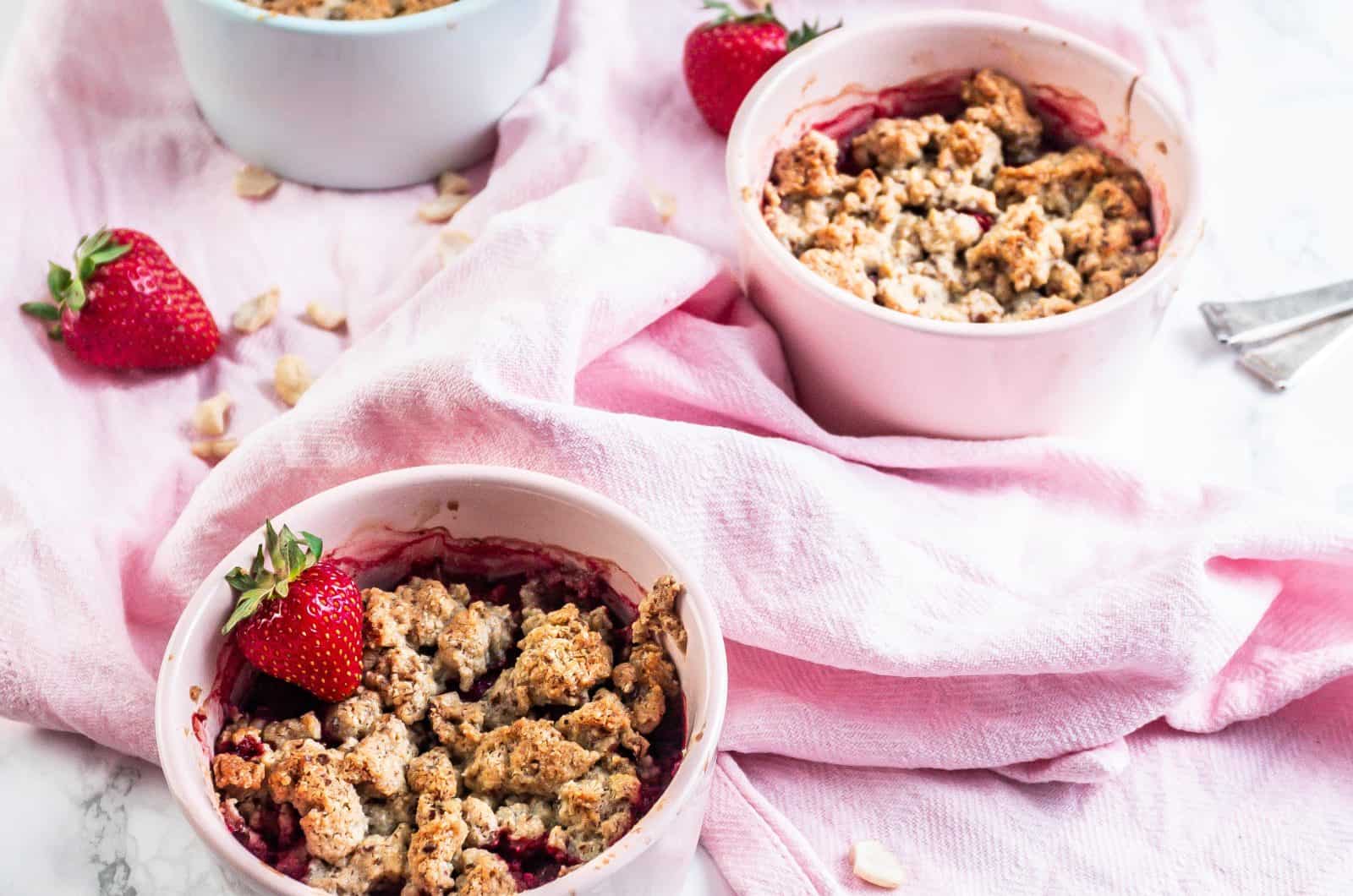 Strawberry Rhubarb Crumble 